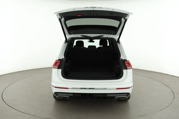 Volkswagen Tiguan Allspace (2020) — foto 7 van 16