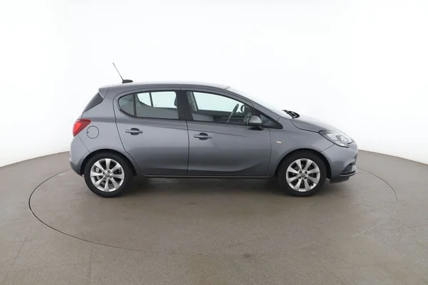Opel Corsa (2018) — foto 13 van 16