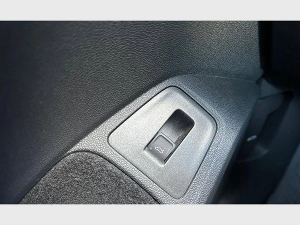 Volkswagen Tiguan (2023) — foto 21 van 33