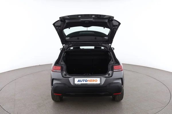 Citroen C4 (2019) — foto 7 van 16