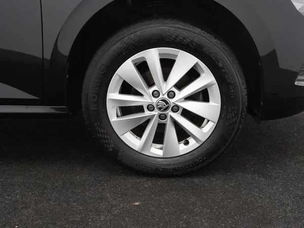 Škoda Kamiq (2024) — foto 28 van 29