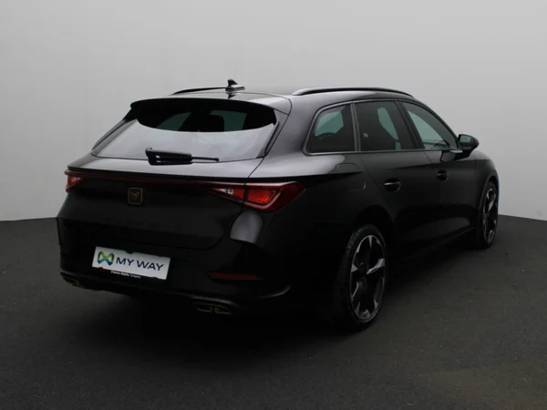 CUPRA Leon ST (2025) — foto 18 van 24