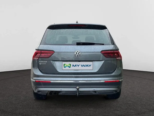 VOLKSWAGEN Tiguan (2019) — foto 17 van 21