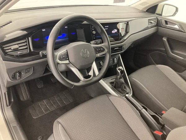 VOLKSWAGEN Polo (2025) — foto 6 van 36