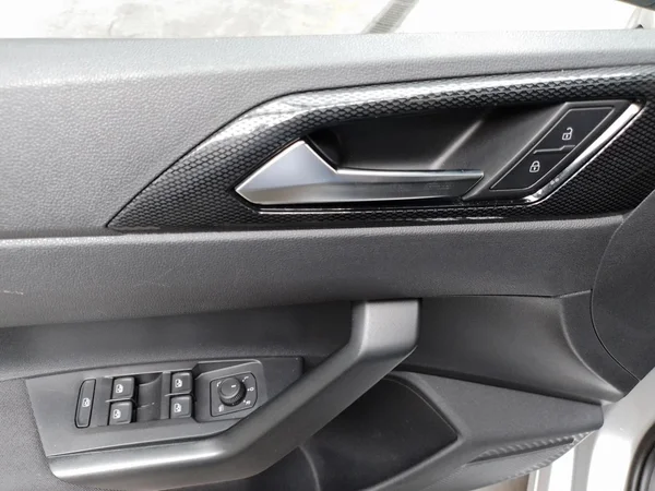 VOLKSWAGEN Polo (2024) — foto 8 van 22