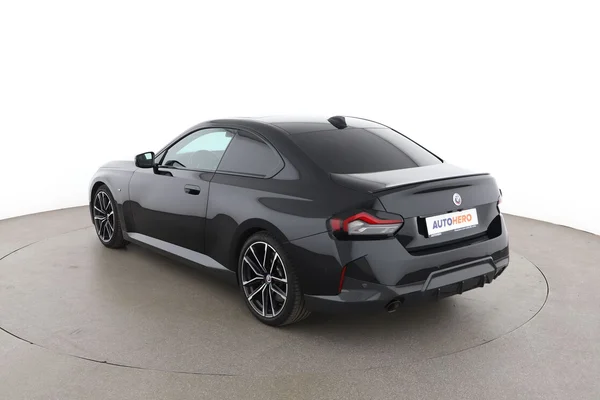 BMW 2-serie (2023) — foto 10 van 16