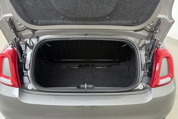 Fiat 500c (2024) — foto 16 van 20