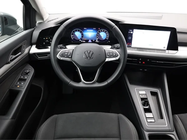 VOLKSWAGEN Golf VIII (2024) — foto 4 van 20