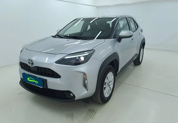 Toyota Yaris Cross (2022) — foto 19 van 20