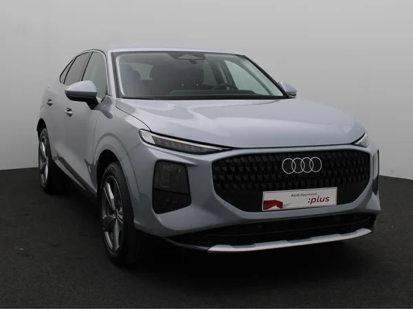 AUDI Q3 Sportback (2026) — foto 9 van 16