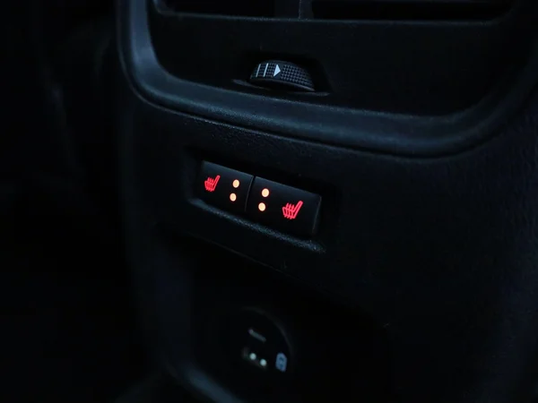 Ford Kuga (2022) — foto 37 van 49