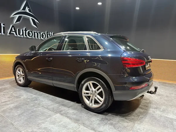Audi Q3 (2015) — foto 11 van 20