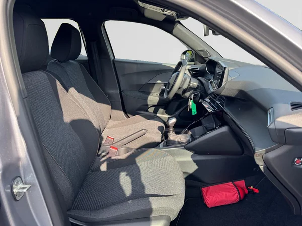 PEUGEOT 2008 (2025) — foto 8 van 24