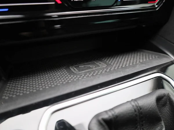 Volkswagen Passat (2023) — foto 16 van 42