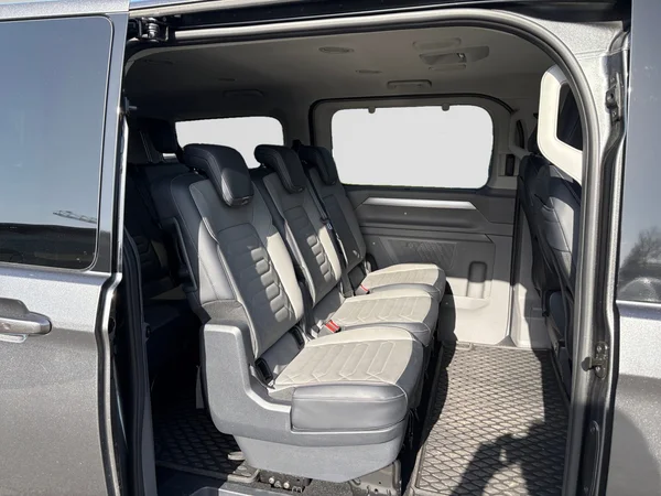 VOLKSWAGEN Transporter T7 32 Caravelle Swb (2025) — foto 9 van 20