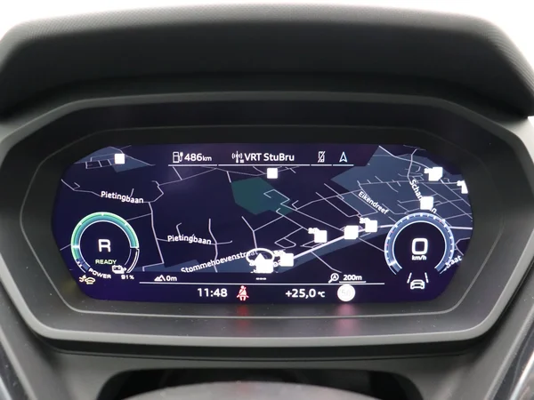 AUDI Q4 e-tron (2025) — foto 6 van 17