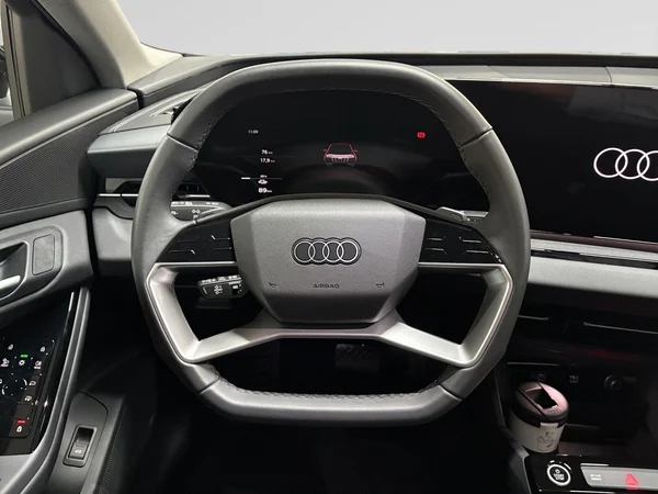 AUDI Q6 e-tron (2026) — foto 11 van 23