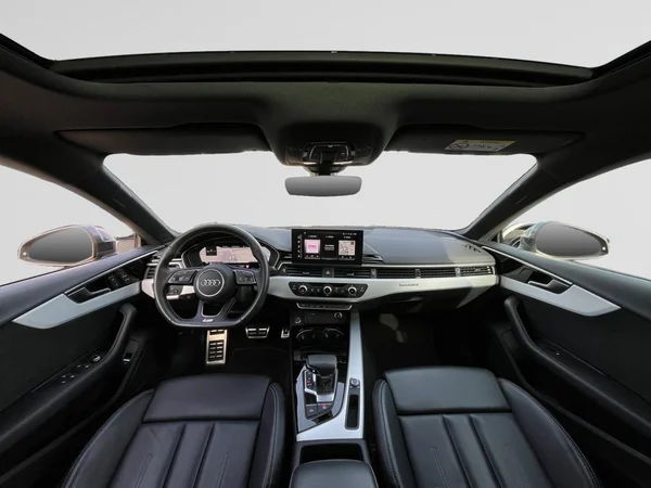 AUDI A5 Sportback (2022) — foto 16 van 22