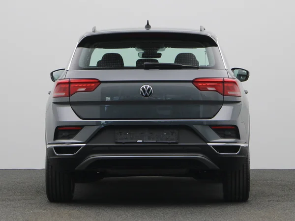 VOLKSWAGEN T-Roc (2021) — foto 2 van 19