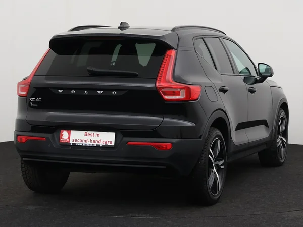 VOLVO XC40 (2021) — foto 23 van 31