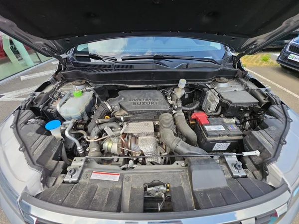 SUZUKI Vitara (2021) — foto 15 van 26