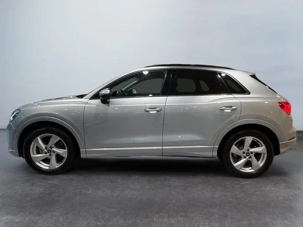 AUDI Q3 (2021) — foto 25 van 29