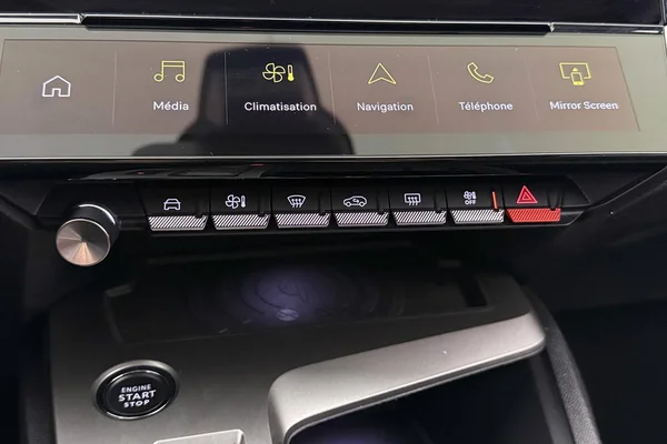 Peugeot 408 (2025) — foto 9 van 24