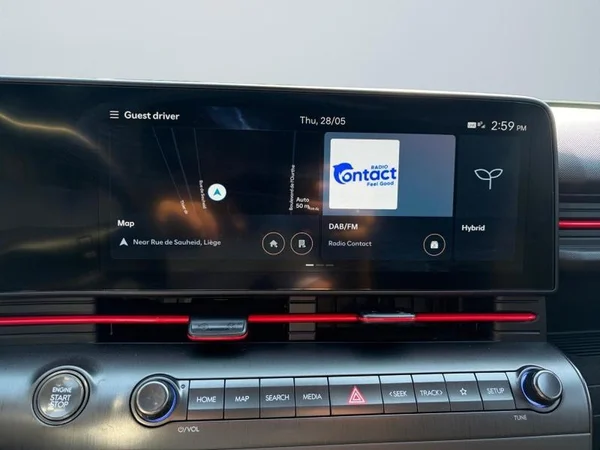 HYUNDAI Kona HEV (2023) — foto 19 van 31
