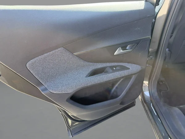 Peugeot 3008 (2018) — foto 4 van 16