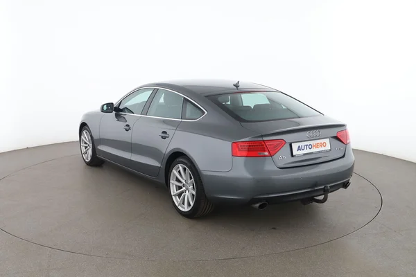 Audi A5 (2015) — foto 10 van 16