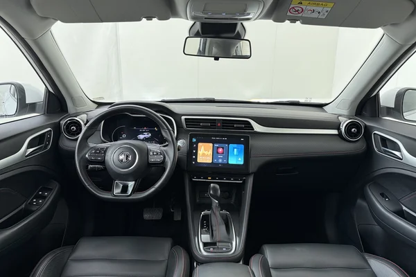 MG Zs (2024) — foto 19 van 19