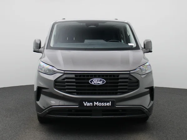 Ford Transit Custom (2025) — foto 23 van 38