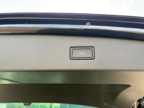 VOLKSWAGEN Tiguan (2022) — foto 24 van 31