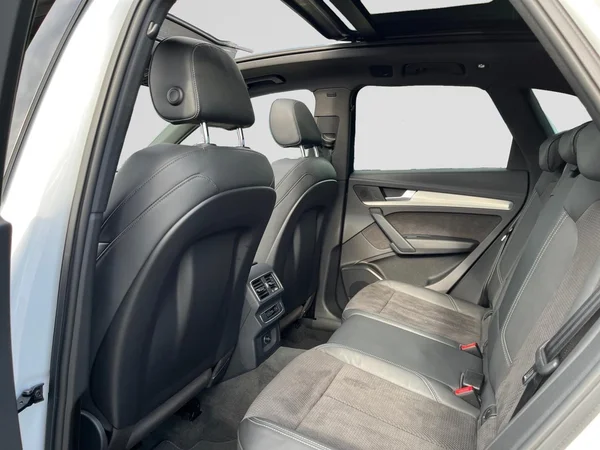 AUDI Q5 Dsl (2019) — foto 17 van 20