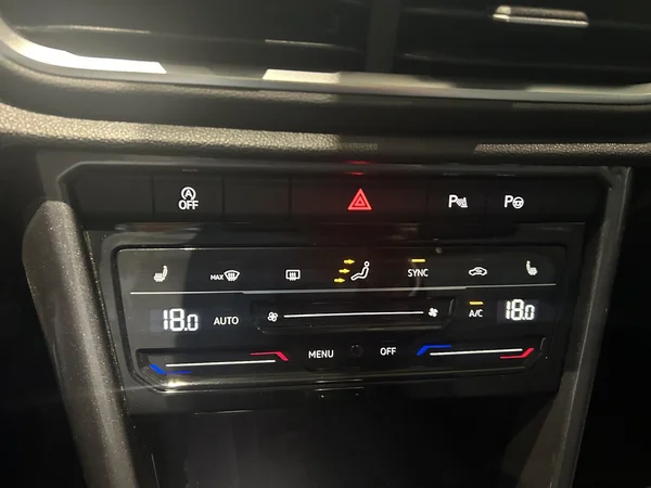 Volkswagen T-Roc (2023) — foto 5 van 20