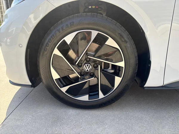 VOLKSWAGEN ID.3 (2026) — foto 15 van 23