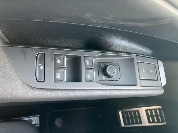 VOLKSWAGEN T-Roc (2026) — foto 8 van 25