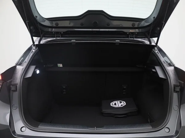 MG MG4 EV (2023) — foto 6 van 35