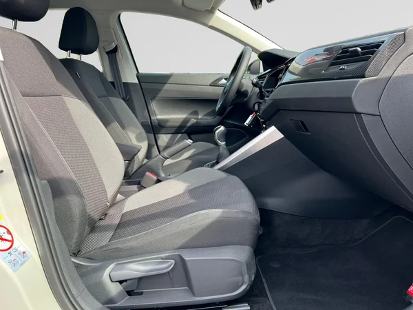 VOLKSWAGEN Polo (2025) — foto 3 van 18