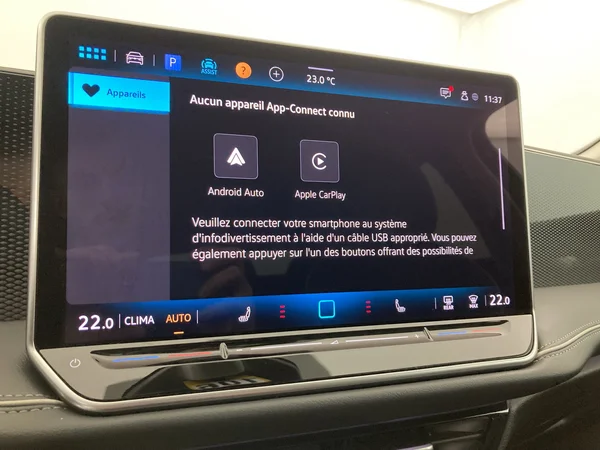 VOLKSWAGEN Passat SW (2025) — foto 6 van 36