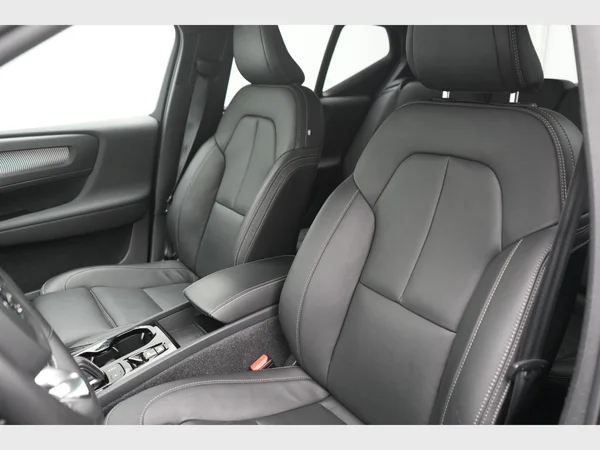 VOLVO XC40 (2021) — foto 30 van 32