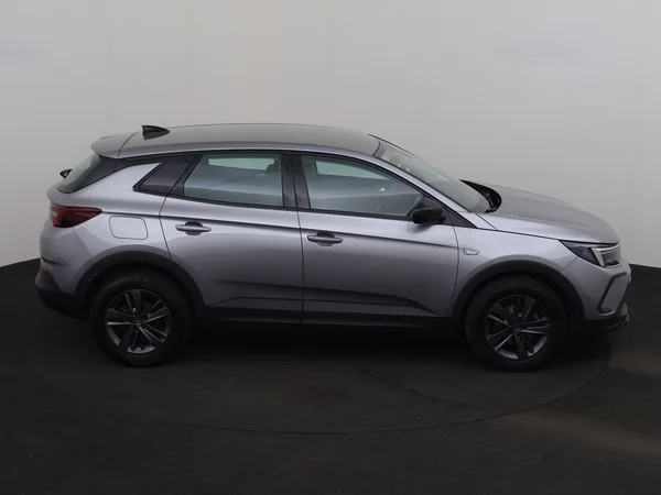 OPEL Grandland (2022) — foto 24 van 28