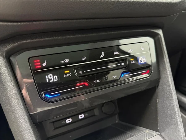 VOLKSWAGEN Tiguan Allspace (2023) — foto 3 van 19