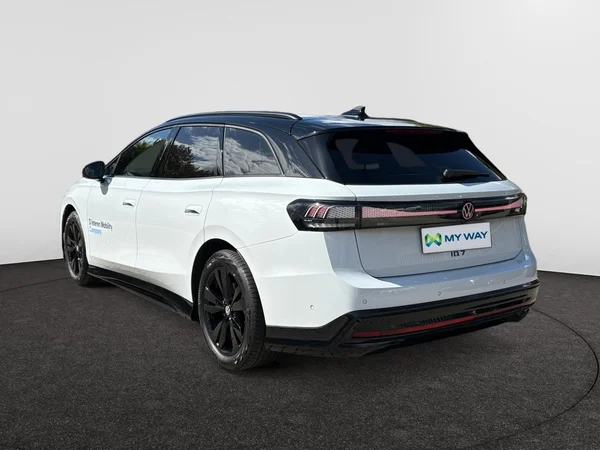 VOLKSWAGEN ID.7 Tourer (2026) — foto 18 van 24