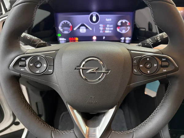 Opel Grandland (2024) — foto 7 van 29