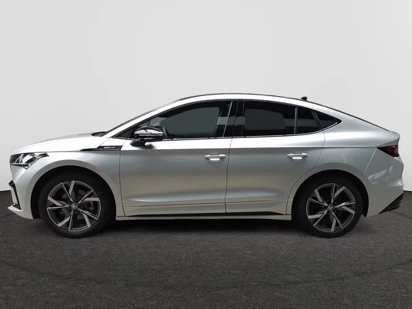 SKODA Enyaq Coupé (2025) — foto 13 van 17