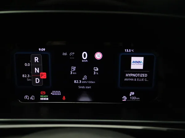 VOLKSWAGEN Caddy Maxi eHybrid (2025) — foto 3 van 20
