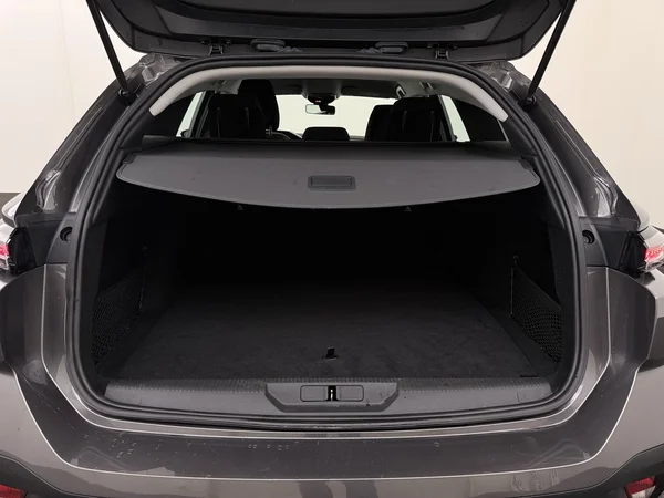 PEUGEOT 308 (2023) — foto 8 van 27