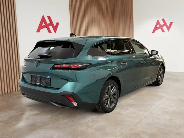 Peugeot 308 (2023) — foto 8 van 13