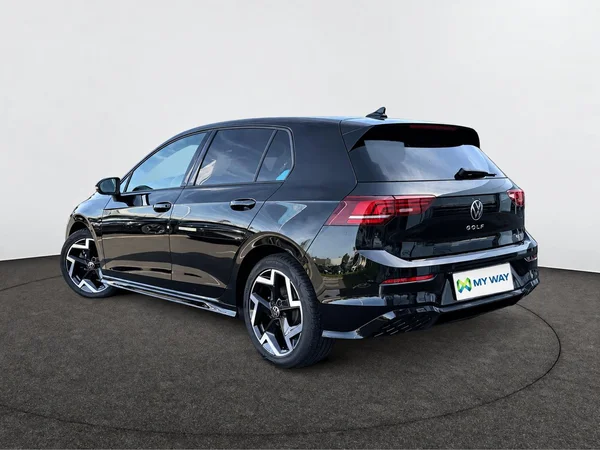 VOLKSWAGEN Golf VIII (2025) — foto 12 van 25